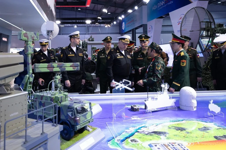 Những hình ảnh ấn tượng tại Triển lãm Quốc phòng Quốc tế Việt Nam 2024- Ảnh 21. Những hình ảnh ấn tượng tại Triển lãm Quốc phòng Quốc tế Việt Nam 2024