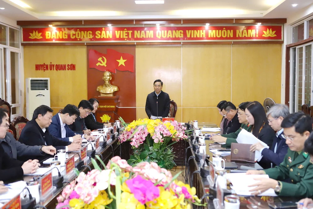 Bí thư Tỉnh ủy Nguyễn Doãn Anh kiểm tra tình hình sản xuất, đời sống Nhân dân; động viên cán bộ, chiến sĩ tuyến biên giới huyện Quan Sơn