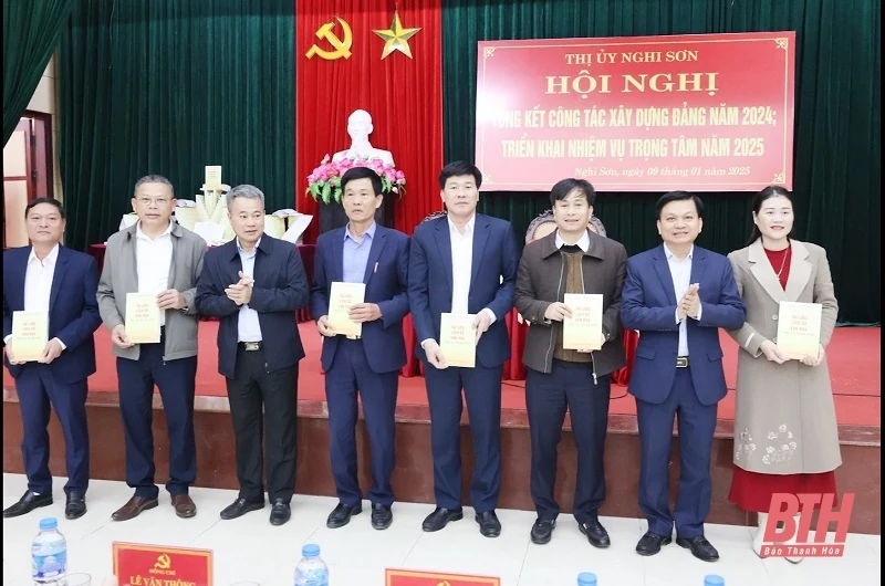 Thị ủy Nghi Sơn triển khai nhiệm vụ trọng tâm năm 2025