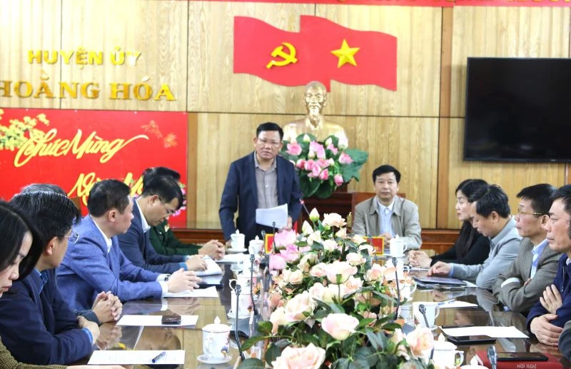 Phó Chủ tịch Thường trực UBND tỉnh Nguyễn Văn Thi thăm, kiểm tra tình hình sản xuất, đời sống Nhân dân huyện Hoằng Hóa