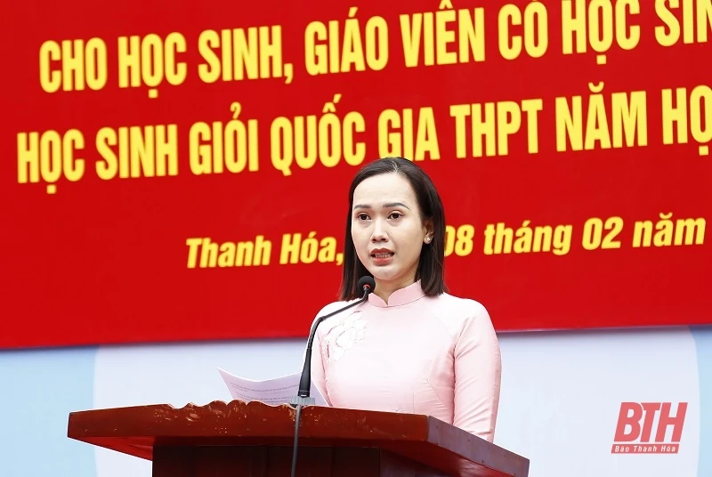 Tuyên dương, trao thưởng cho học sinh và giáo viên có học sinh đoạt giải quốc gia THPT năm học 2024-2025