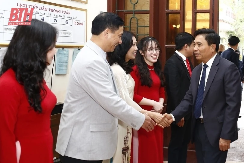 Bí thư Tỉnh ủy Nguyễn Doãn Anh chúc mừng ngành y tế nhân Ngày Thầy thuốc Việt Nam