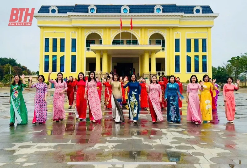 Tọa đàm Ngày Quốc tế Phụ nữ 8/3 nói chuyện chuyên về bình đẳng giới, văn hoá công sở