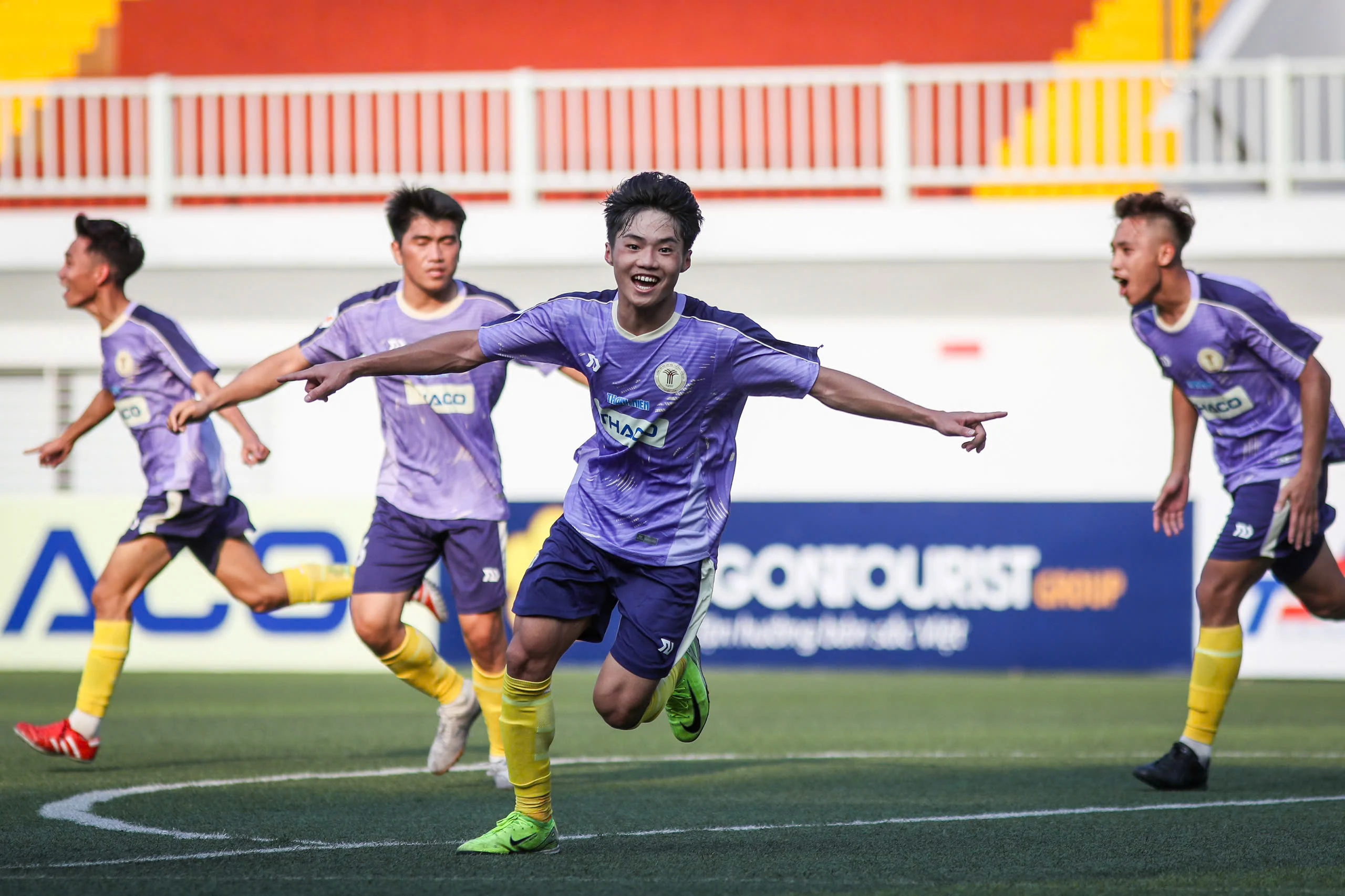 Trường ĐH Văn hóa, Thể thao, Du lịch Thanh Hóa rộng cửa vào tứ kết giải bóng đá sinh viên