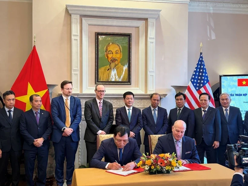 Việt Nam-Hoa Kỳ ký kết và công bố nhiều thỏa thuận hợp tác kinh tế, thương mại