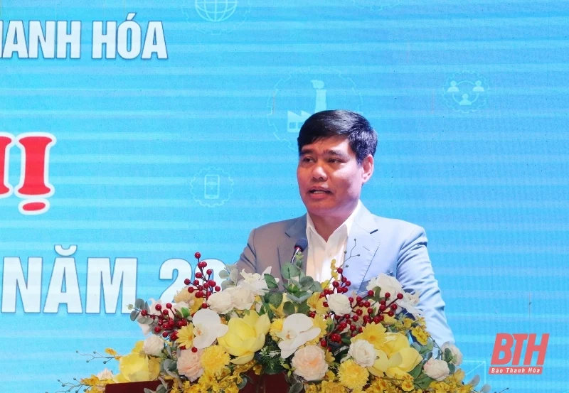 LĐLĐ tỉnh tổ chức hội nghị báo cáo viên tháng 3/2025