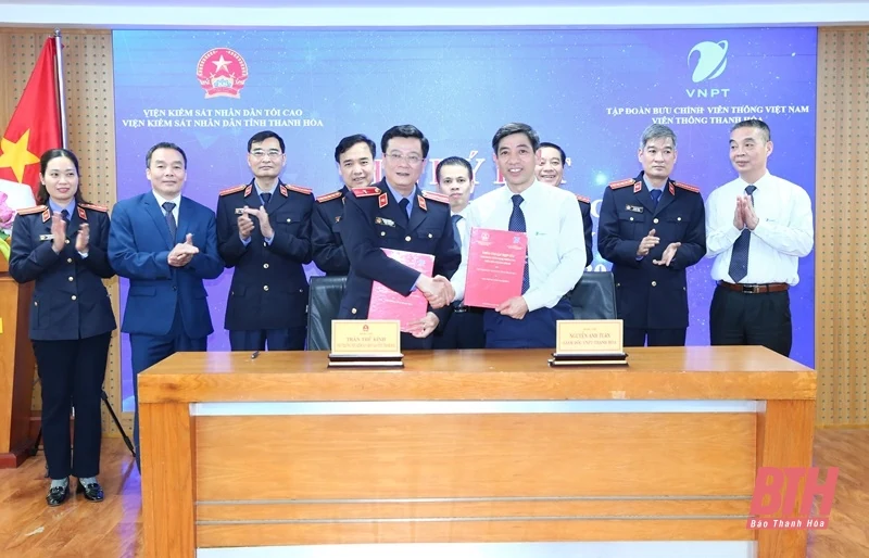 Ký kết thỏa thuận hợp tác ứng dụng công nghệ thông tin, thúc đẩy chuyển đổi số giai đoạn 2025-2030