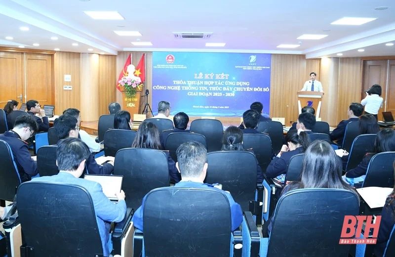Ký kết thỏa thuận hợp tác ứng dụng công nghệ thông tin, thúc đẩy chuyển đổi số giai đoạn 2025-2030