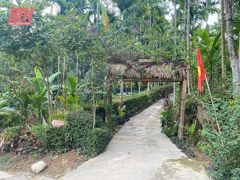 Bản nhỏ bình yên bên dòng sông Chu