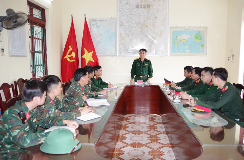 Chỉ huy trưởng Bộ CHQS tỉnh kiểm tra công tác huấn luyện chiến sĩ mới