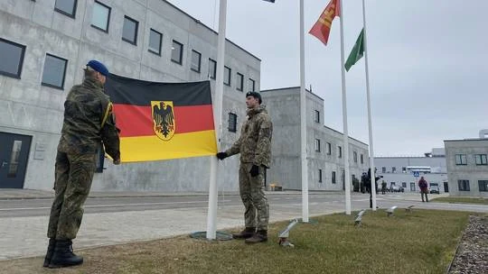 Đức triển khai quân đội đến ngưỡng cửa Nga lần đầu tiên kể từ Thế chiến II