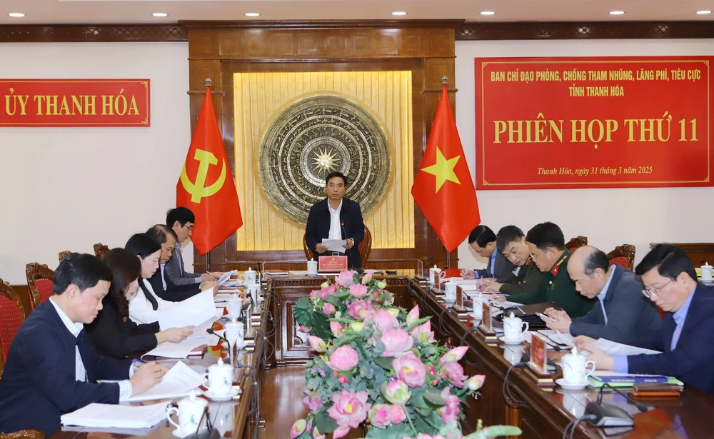 Kiên quyết không để lọt vào cấp ủy khóa mới cán bộ suy thoái, tham nhũng, lãng phí, tiêu cực