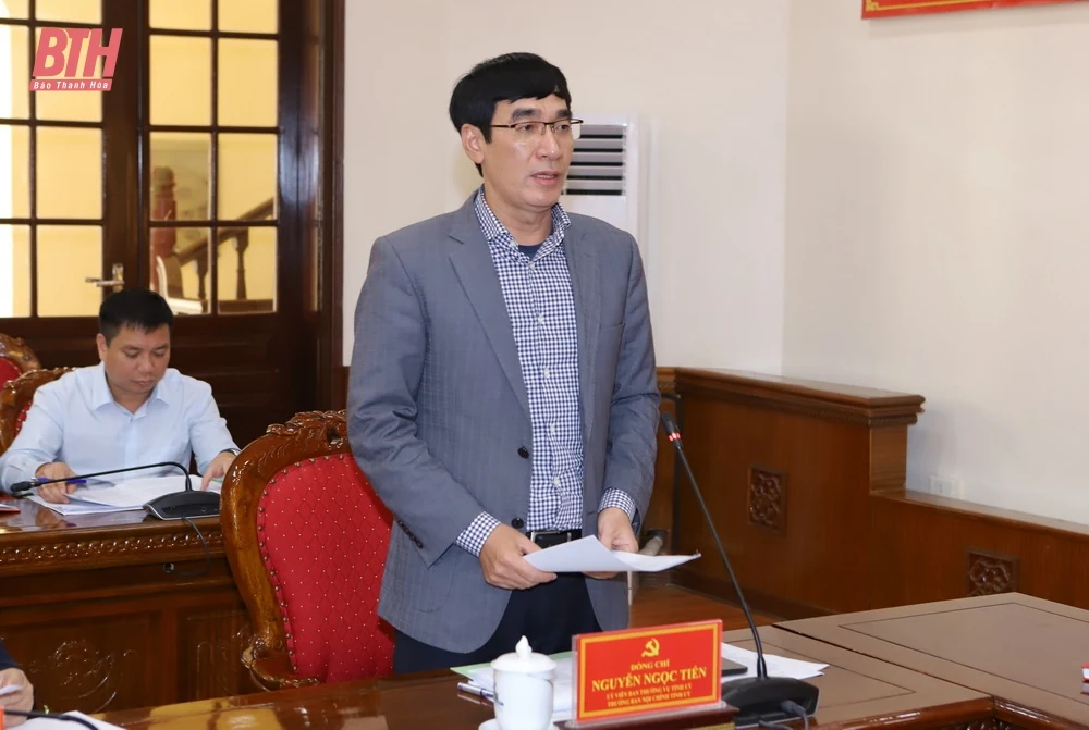 Kiên quyết không để lọt vào cấp ủy khóa mới cán bộ suy thoái, tham nhũng, lãng phí, tiêu cực