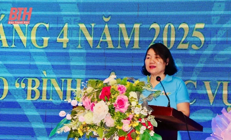 Sinh hoạt chính trị về triển khai thực hiện phong trào “Bình dân học vụ số”