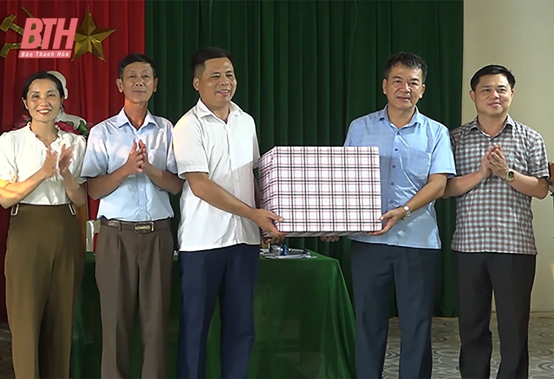 Phát huy vai trò của bí thư chi bộ