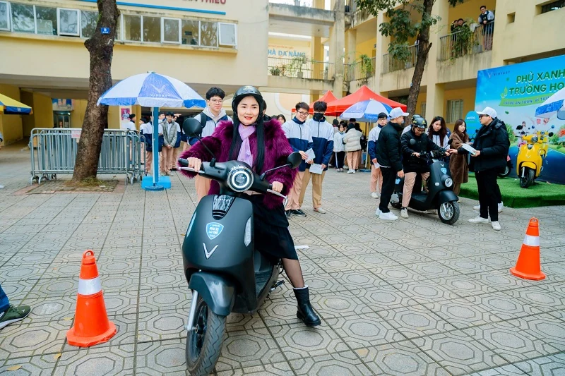 VinFast Evo Lite Neo – Xe máy điện “quốc dân” cho học sinh được phụ huynh hết lời khen