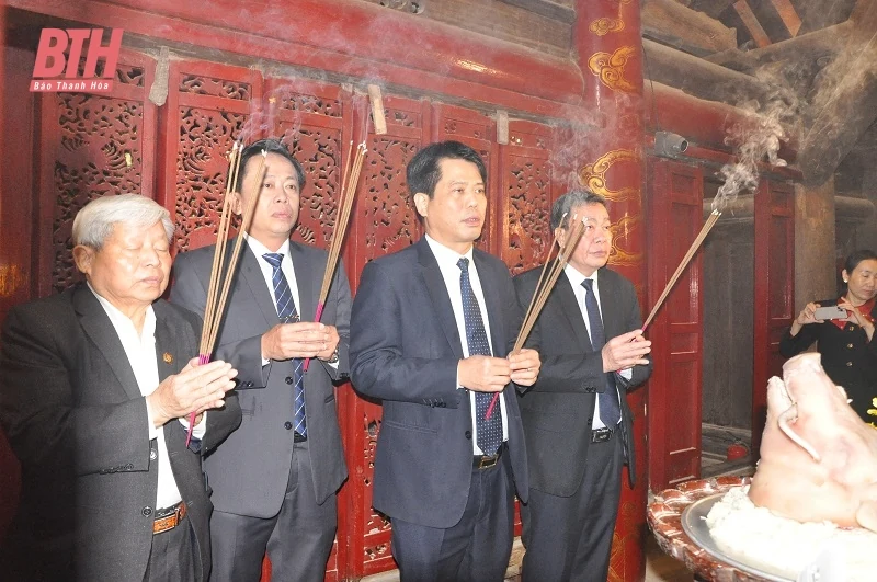 Dâng hương tưởng niệm 1020 năm ngày mất Hoàng đế Lê Đại Hành