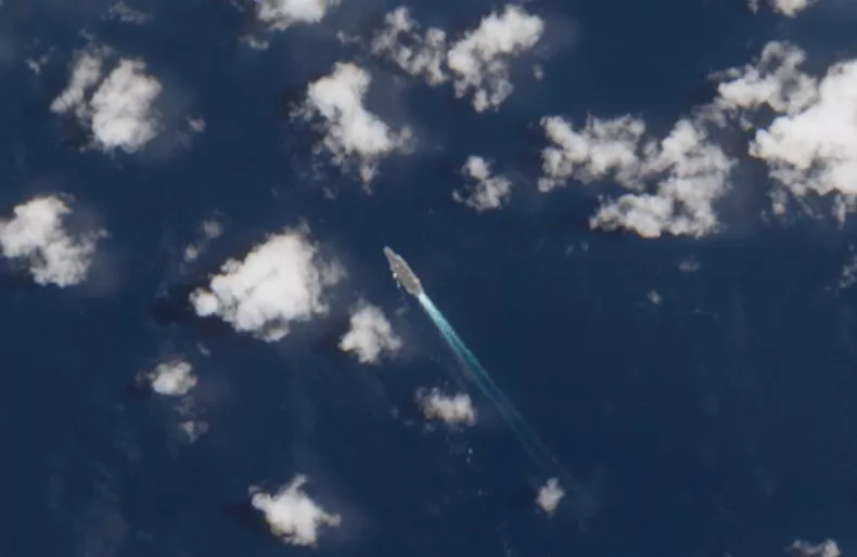 Tàu sân bay Mỹ đang tiến gần Iran