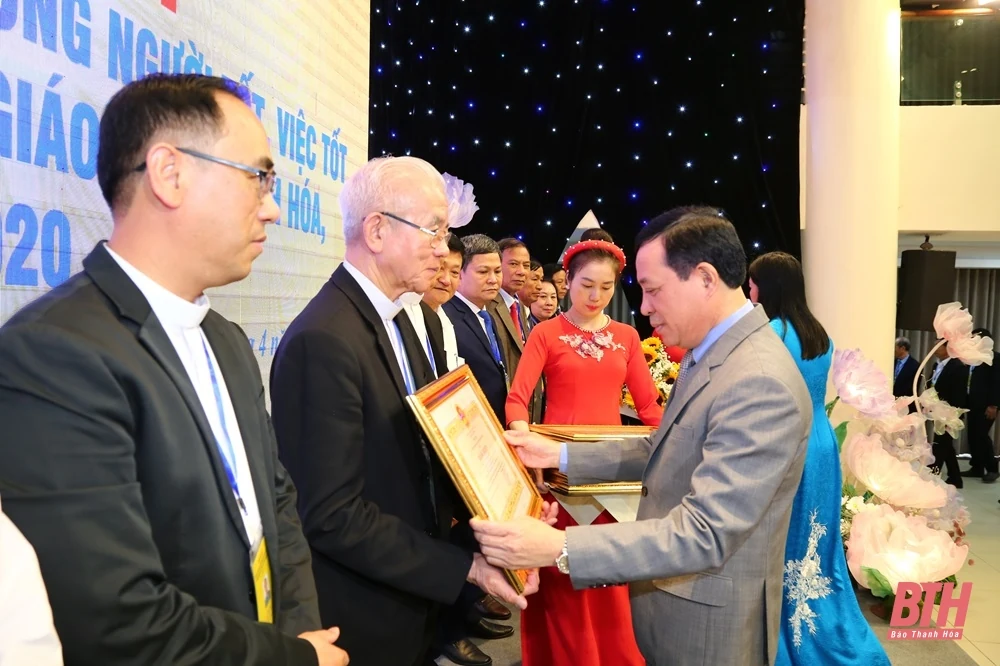 Biểu dương người tốt, việc tốt trong đồng bào Công giáo tỉnh Thanh Hóa giai đoạn 2020-2025