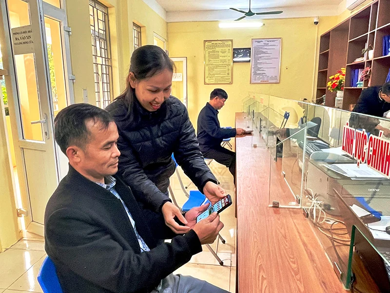 Mắt xích thúc đẩy phong trào “Bình dân học vụ số”