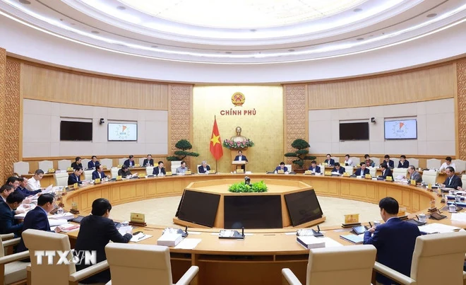 Thủ tướng: Hoàn thiện thể chế, giải phóng toàn bộ sức sản xuất của đất nước