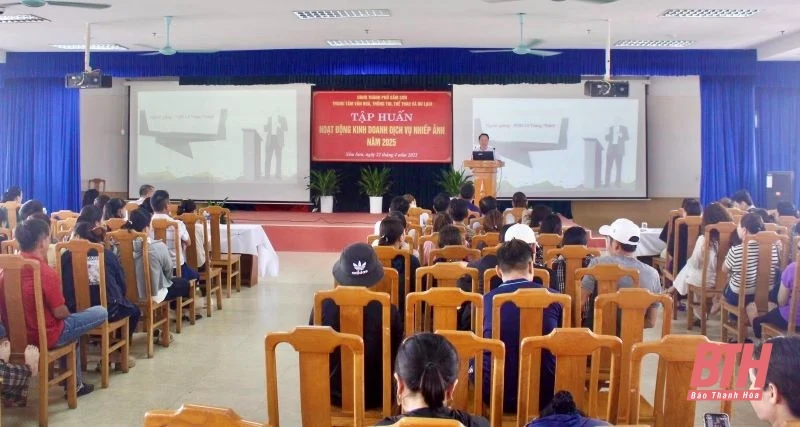 TP Sầm Sơn: Gần 300 lao động hành nghề được tập huấn nghiệp vụ kinh doanh dịch vụ nhiếp ảnh