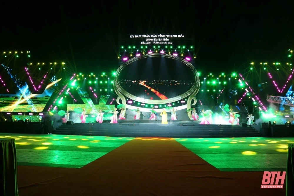 Tỏa sáng bầu trời phố biển Sầm Sơn