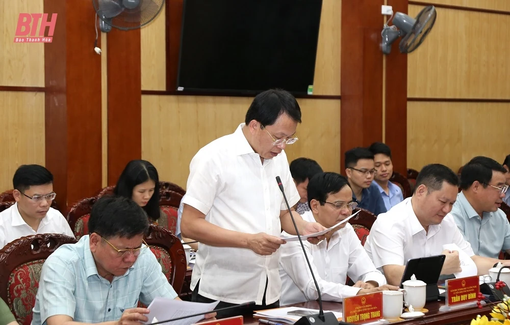 Thảo luận và quyết định các nhiệm vụ trọng tâm phát triển kinh tế - xã hội tháng 5/2025