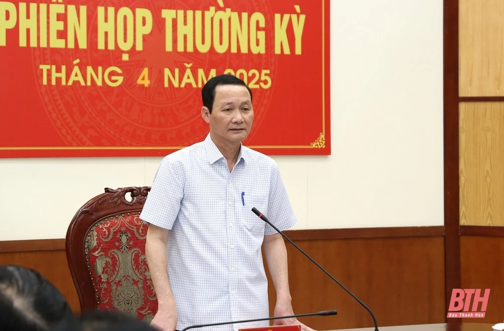 Thảo luận và quyết định các nhiệm vụ trọng tâm phát triển kinh tế - xã hội tháng 5/2025