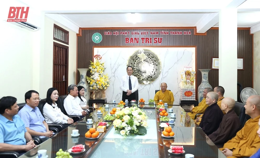 Chủ tịch UBND tỉnh Đỗ Minh Tuấn thăm, chúc mừng Ban Trị sự GHPG tỉnh Thanh Hóa và các chức sắc, tăng, ni, phật tử nhân lễ Phật đản
