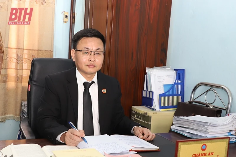 Gương sáng “người giữ cán cân công lý”