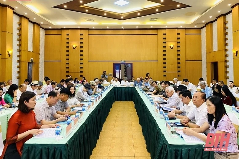 Tọa đàm “Thành tựu VHNT Thanh Hóa trong hành trình 50 năm đồng hành và phát triển cùng quê hương, đất nước