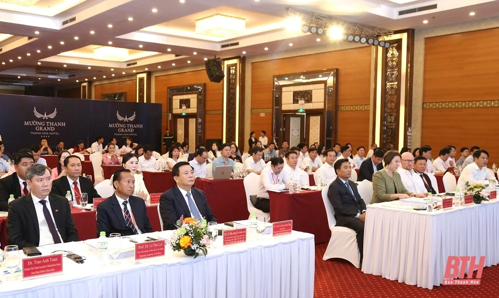 Xây dựng nền hành chính công hiệu năng, hiệu lực, hiệu quả: Kinh nghiệm của Việt Nam, Lào, Australia