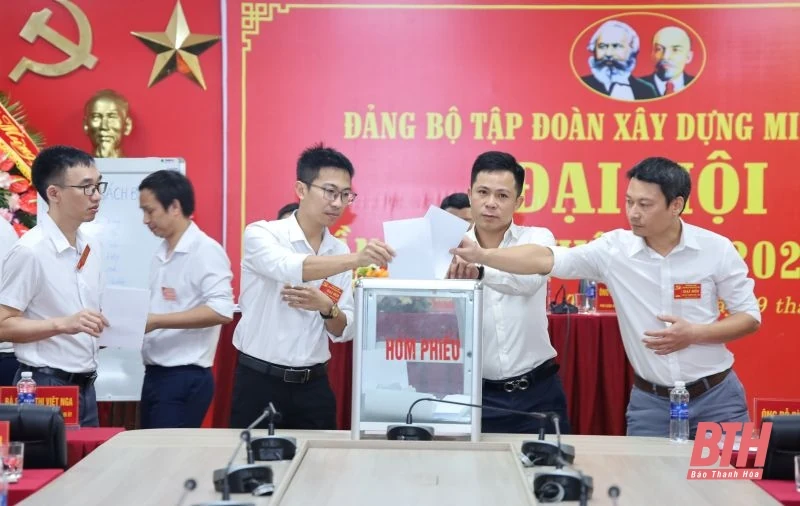 Tập đoàn Xây dựng Miền Trung phấn đấu tổng doanh thu đạt 10.000 - 12.000 tỷ đồng trong giai đoạn 2025-2030