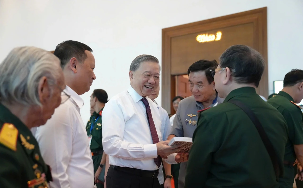 Nước Việt Nam là một, dân tộc Việt Nam là một