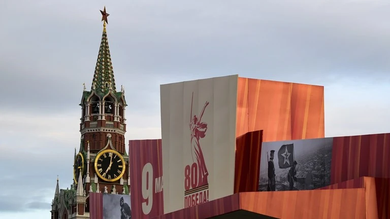 Thỏa thuận ngừng bắn Ngày Chiến thắng của Nga bắt đầu