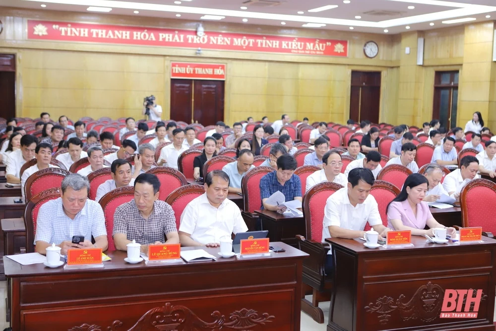 Thanh Hóa cam kết trách nhiệm hoàn thành xóa nhà tạm, nhà dột nát trên địa bàn tỉnh