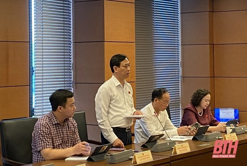 Đoàn ĐBQH tỉnh Thanh Hóa tham gia góp ý về các dự án Luật