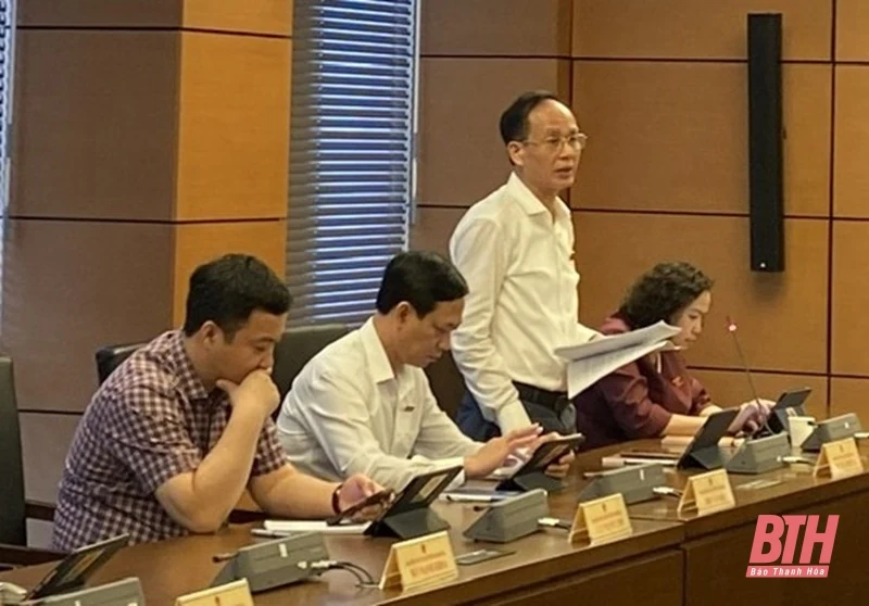 Đoàn ĐBQH tỉnh Thanh Hóa tham gia góp ý về các dự án Luật