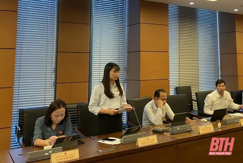 Đoàn ĐBQH tỉnh Thanh Hóa tham gia góp ý về các dự án Luật