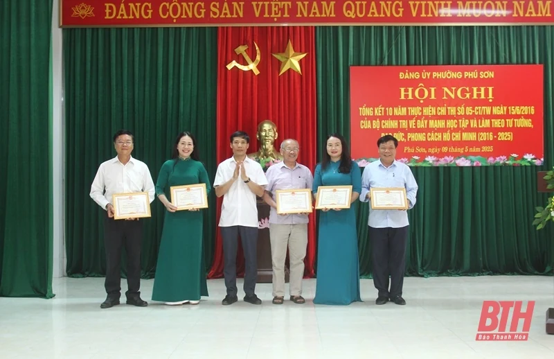 Phường Phú Sơn tổng kết 10 năm thực hiện Chỉ thị số 05-CT/TW