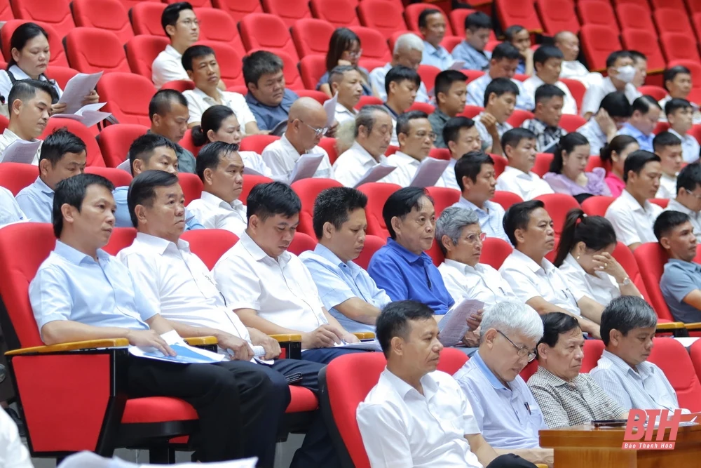 Đánh giá toàn diện hoạt động khoáng sản, đáp ứng nhu cầu vật liệu xây dựng trước mắt và lâu dài