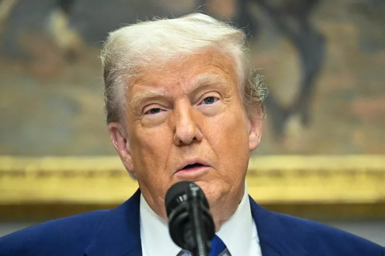 Ông Trump: Mỹ đã ngăn chặn một cuộc chiến tranh hạt nhân