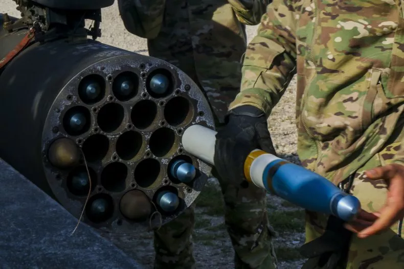 Mỹ ký thoả thuận vũ khí lớn nhất trong lịch sử với Saudi Arabia