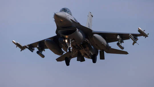 Ukraine thừa nhận mất tiêm kích F-16 thứ ba