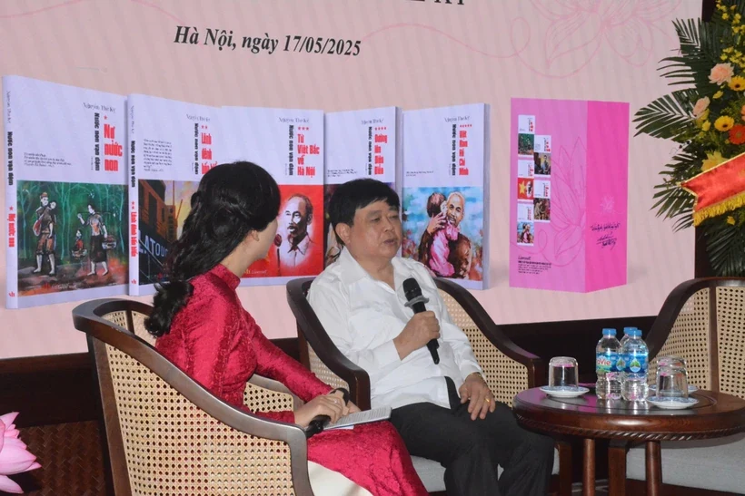 Nước non vạn dặm: Bộ tiểu thuyết đồ sộ về cuộc đời và sự nghiệp của Bác Hồ