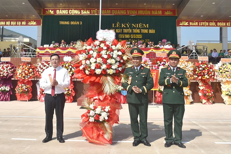 Kỷ niệm 60 năm Ngày truyền thống Trung đoàn 3 (Sư đoàn 324, Quân khu 4)