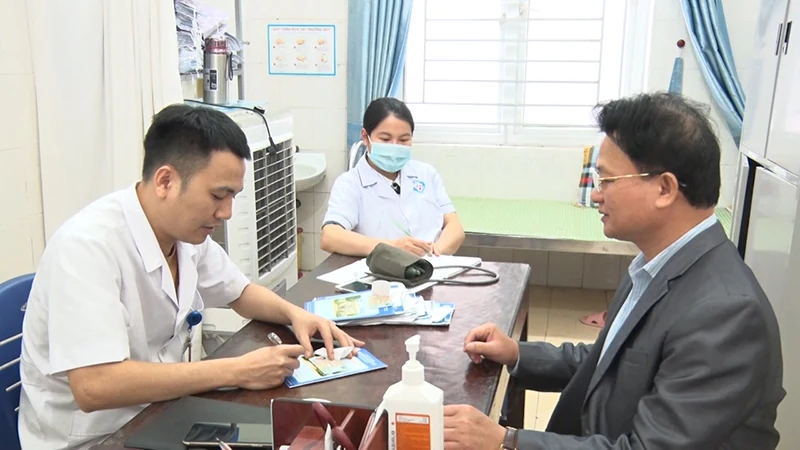 Như Xuân: Nâng cao hiệu quả công tác phối hợp chăm sóc sức khỏe người lao động