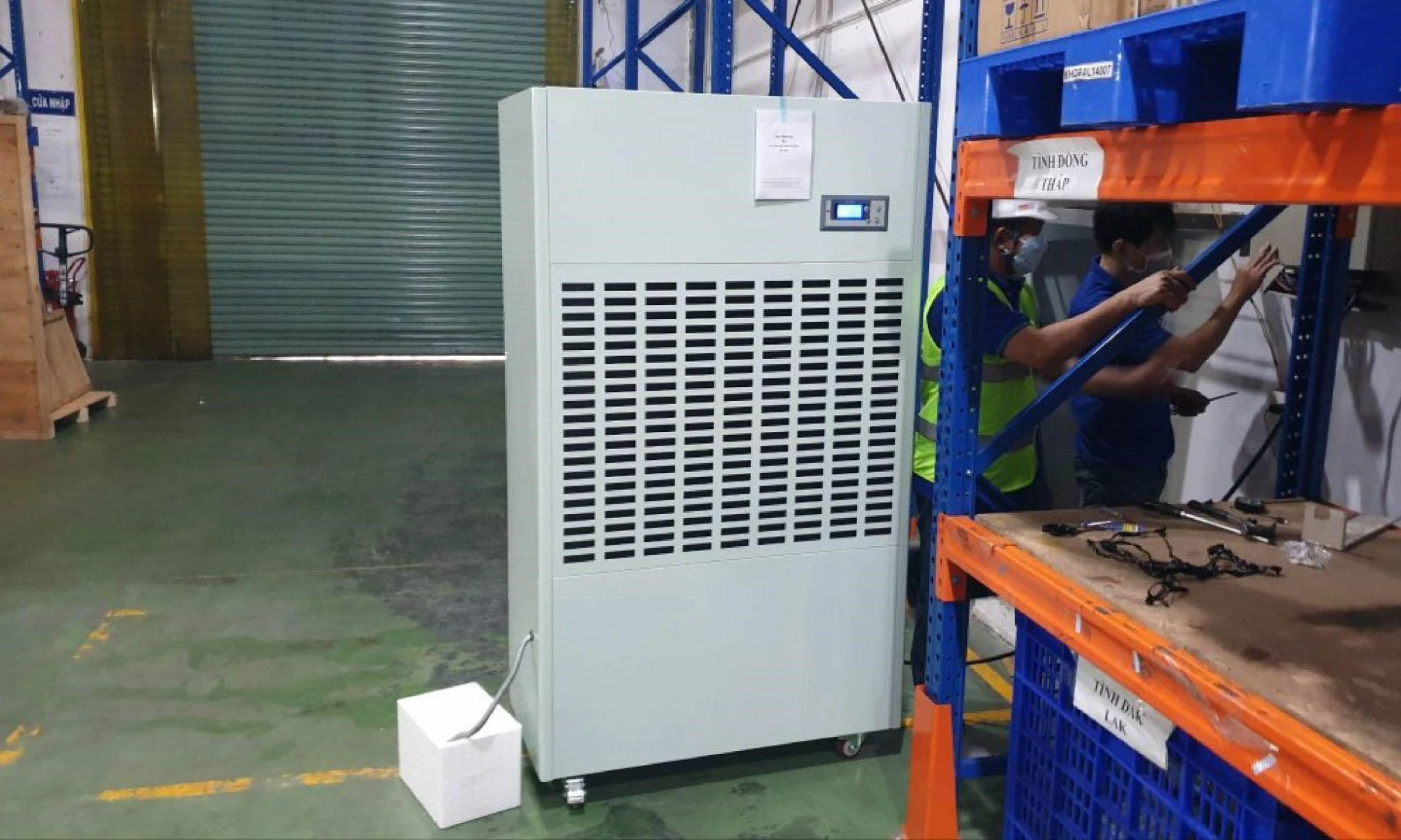 Top 5 thương hiệu máy hút ẩm công nghiệp và âm trần tốt nhất 2025