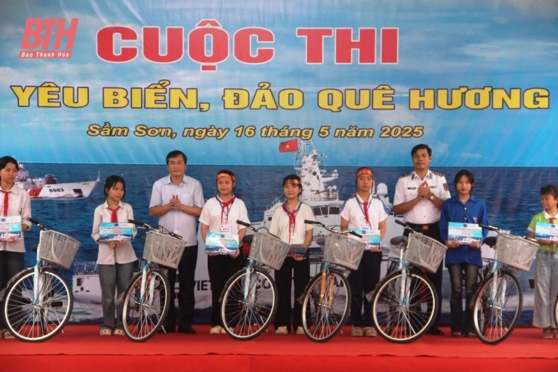 Sôi nổi Cuộc thi “Em yêu biển, đảo quê hương”